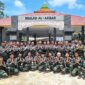 Dansatdik-1 Kodiklatal Kolonel Laut (P) I Gede Merta Yasa bersama anggota