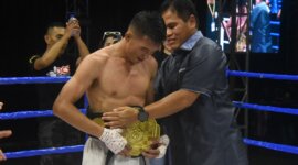 Kasal Laksamana TNI Dr. Muhammad Ali pasangkan sabuk emas MMA