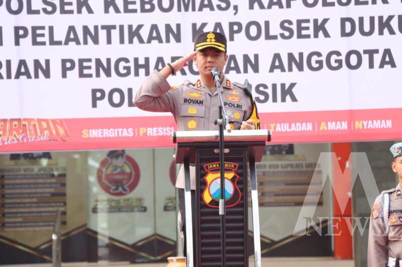 Kapolres Gresik AKBP Rovan Richard Mahenu
