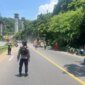 Lokasi jatuhnya batu besar di jalan Raya Paiton