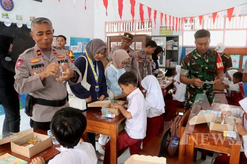 Polres Probolinggo dan mahasiswa dukung Program MBG