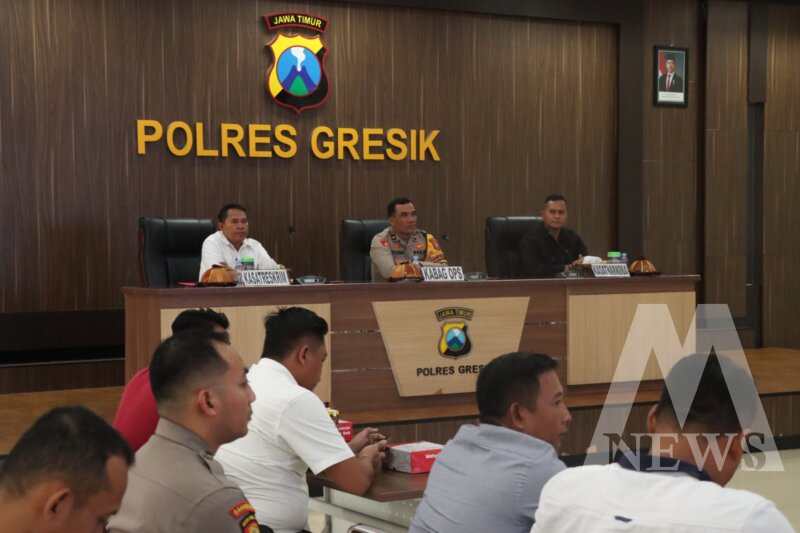 Polres Gresik Gelar Latihan Pra Operasi Pekat Semeru 2025