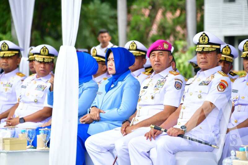 Dankodiklatal Letjen TNI Marinir Nur Alamsyah hadiri sertijab Danseskoal