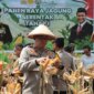 Polres Nganjuk sumbangkan hasil panen Jagung
