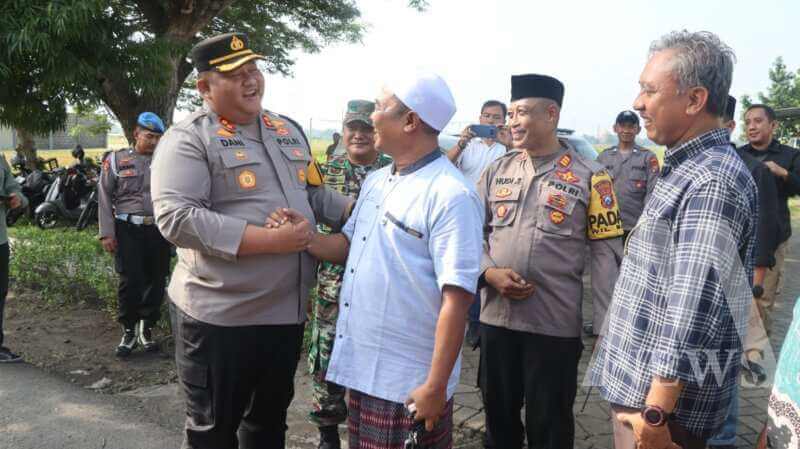 Kapolres Pasuruan AKBP Jazuli Dani Iriawan sambangi Toga dan Tomas
