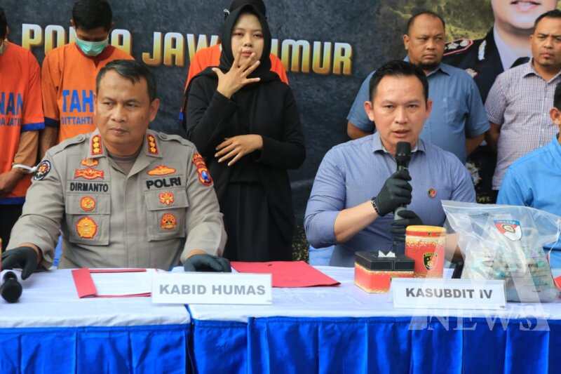 Polisi tangkap 4 pelaku kasus oplos LPG