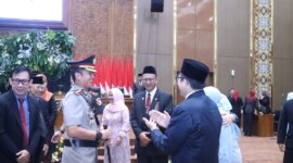 Kapolres Bojonegoro AKBP Mario Prahatinto hadiri sertijab Bupati Bojonegoro