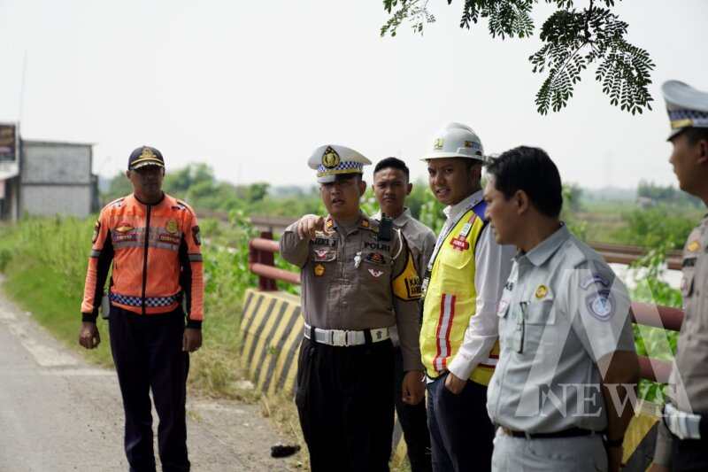 Satlantas Polres Gresik Survey jalur Blackspot dan Trouble Spot
