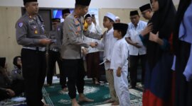 Polres Gresik buka bersama anak yatim di bulan Ramadhan