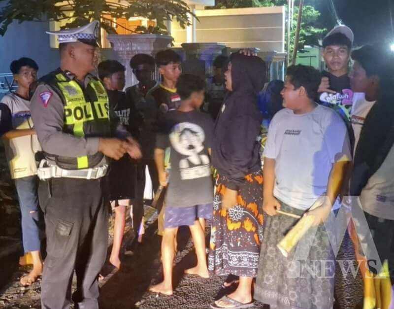 Polres Probolinggo patroli sahur