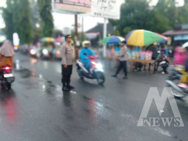 Polsek Gondang Patroli Ngabuburit jelang buka puasa