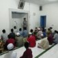 Polsek Kenjeran sholat tarawih dan beri himbauan Kamtibmas