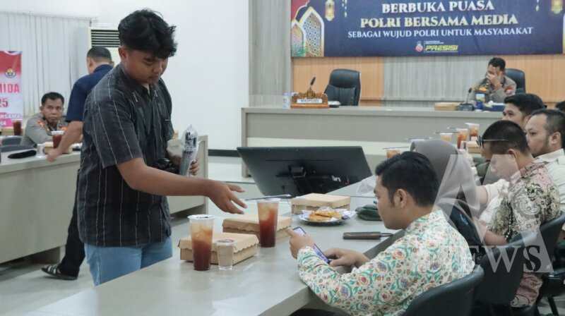 Polres Nganjuk ikuti zoom meeting bersama Kapolri