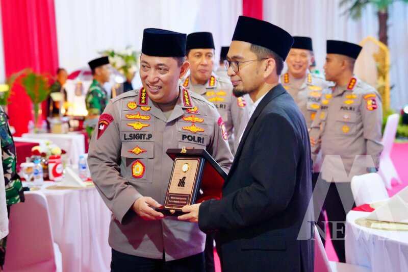 Kapolri Jenderal Pol Listyo Sigit Prabowo saat buka puasa bersama TNI Polri