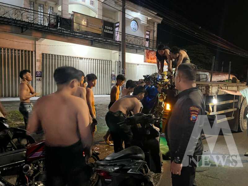 Tim Kalam Munyeng Polres Gresik amankan 54 pemuda