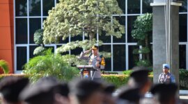 Kapolres Gresik AKBP Rovan Richard Mahenu