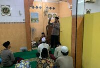 Satbinmas Polres Pelabuhan Tanjung Perak sampaikan pesan Kamtibmas