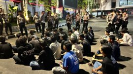 Tim Jogoboyo Polrestabes Surabaya amankan 51 remaja bikin onar