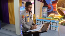 Kapolres Gresik AKBP Rovan Richard Mahenu