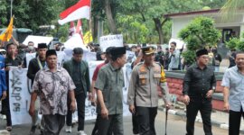 Kapolres Nganjuk AKBP Siswantoro saat Apel Pengamanan Unras Aliansi Mahasiswa