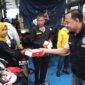Polres Pelabuhan Tanjung Perak bagi Takjil