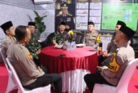 Kapolres Tulungagung AKBP Muhammad Taat Resdi di Posyan GOR Lembupeteng
