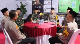 Kapolres Tulungagung AKBP Muhammad Taat Resdi di Posyan GOR Lembupeteng
