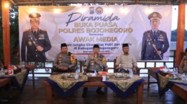 Kapolres Bojonegoro AKBP Mario Prahatinto gelar Piramida