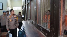 Kapolres Nganjuk AKBP Siswantoro Cek Ruang Tahanan