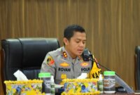 Kapolres Gresik AKBP Rovan Richard Mahenu