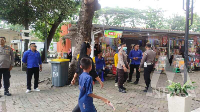 Polres Pelabuhan Tanjung Perak patroli di tempat wisata