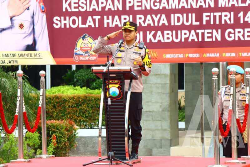 Kapolres Gresik AKBP Rovan Richard Mahenu