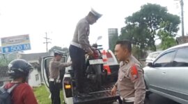 Satlantas Polres Probolinggo bantu pemudik