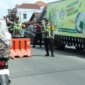 Kapolres Bangkalan AKBP Hendro Sukmono saat atur lalulintas