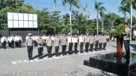 Kapolres Nganjuk AKBP Siswantoro pimpin apel pagi