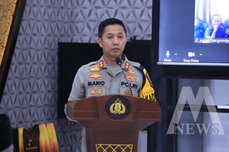 Kapolres Bojonegoro AKBP Mario Prahatinto