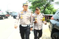 Kapolres Gresik AKBP Rovan Richard Mahenu dampingi Dirlantas Polda Jatim Kombespol Komarudin