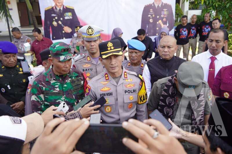 Kapolres Ponorogo AKBP Andin Wisnu berikan keterangan