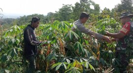 Bhabinkamtibmas dan Babinsa penggerak Ketahanan Pangan Nasional