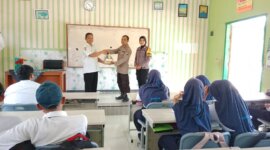 Kanit Binmas Polsek Kanor sosialisasi terkait perundungan