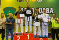 Anggota Polres Kediri Kota di kejuaraan Karate Piala Danbrigif 16/WY