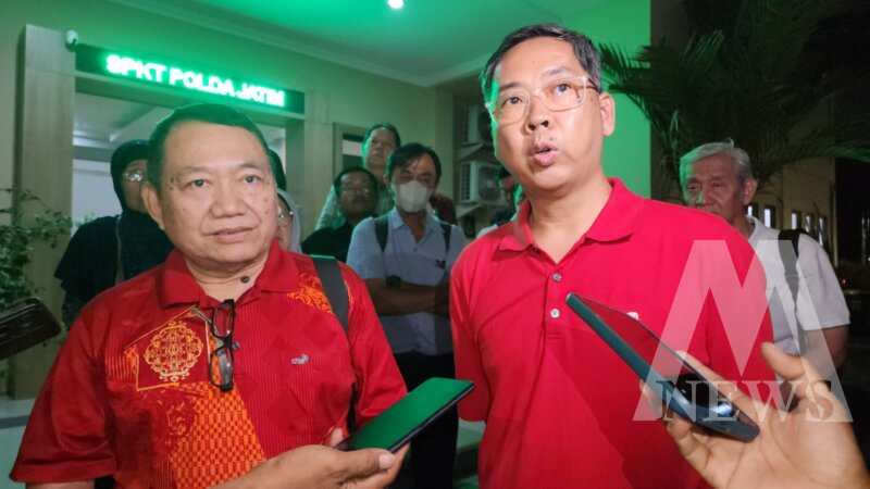 Pengacara dan ketua paguyuban