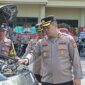 Kapolres Nganjuk AKBP Henri Noveri Santoso cek kendaraan dinas