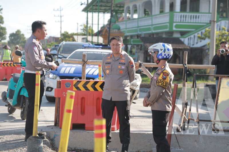 Kapolres Jember AKBP Bobby A. Condroputra, S.H., S.I.K., M.Si., cek jalur lintas Selatan