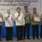 Kaper BKKBN Jatim Maria Ernawati hadiri acara tersebut