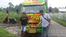 Truk pelaku tabrak lari saat diamankan Polisi