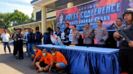 Polisi tangkap tersangka Curas beserta barang buktinya