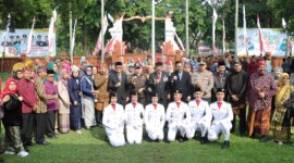 Kapolres Nganjuk AKBP Henri Noveri Santoso saat peringatan Hardiknas