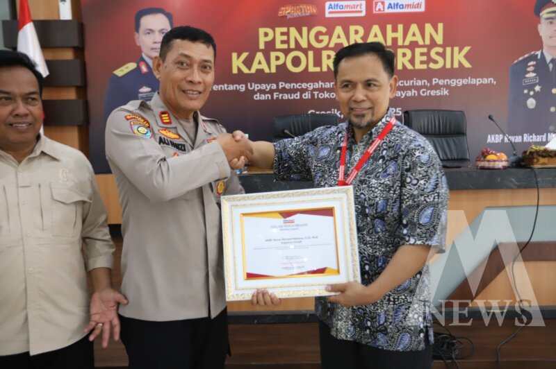 Kasat Binmas Polres Gresik AKP Ali Fauzi