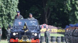 Kalemdiklat Polri Komjen Pol Prof. Dr. Chryshnanda Dwilaksana, M.Si.,